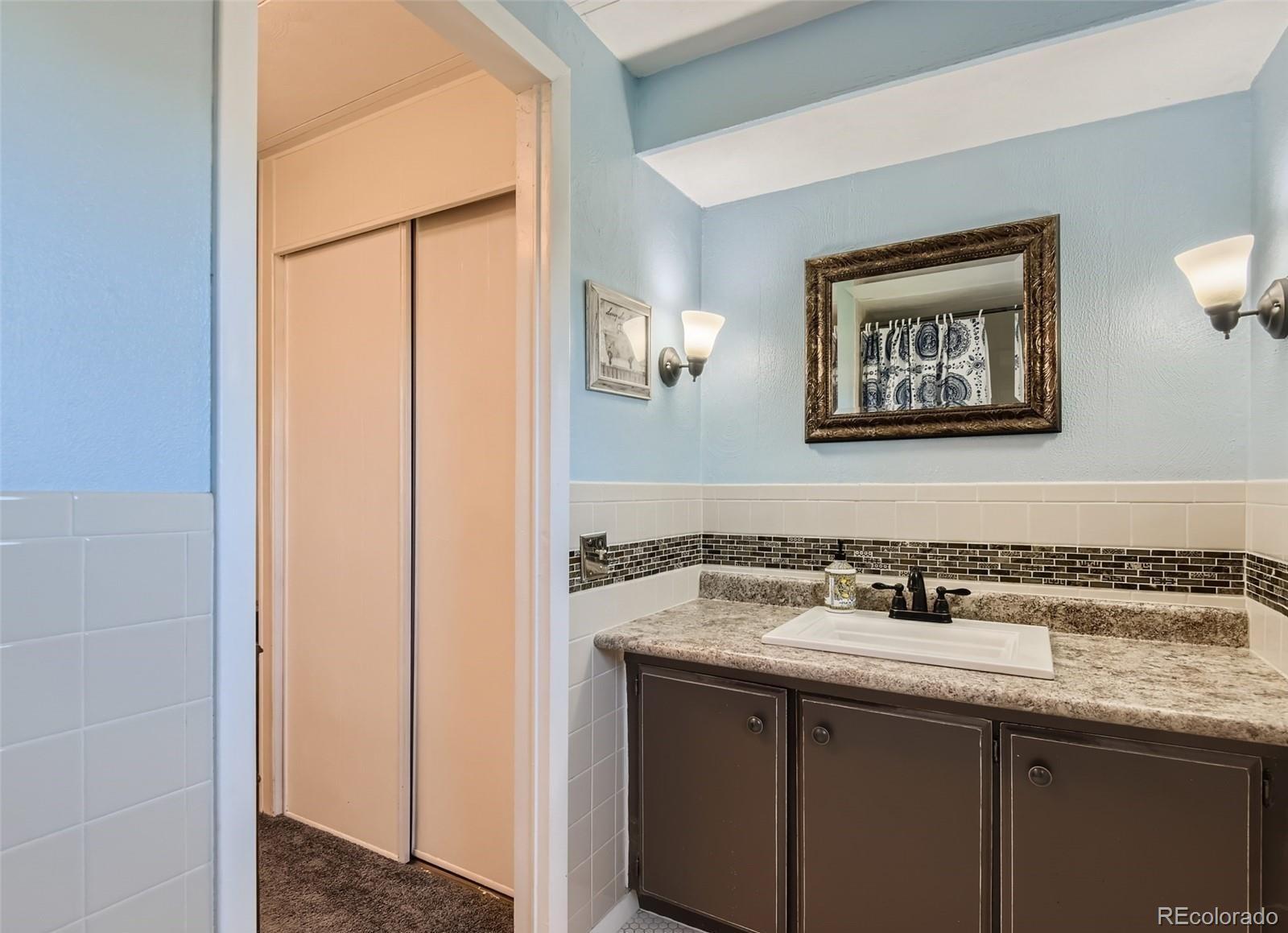 8201 S Santa Fe Drive