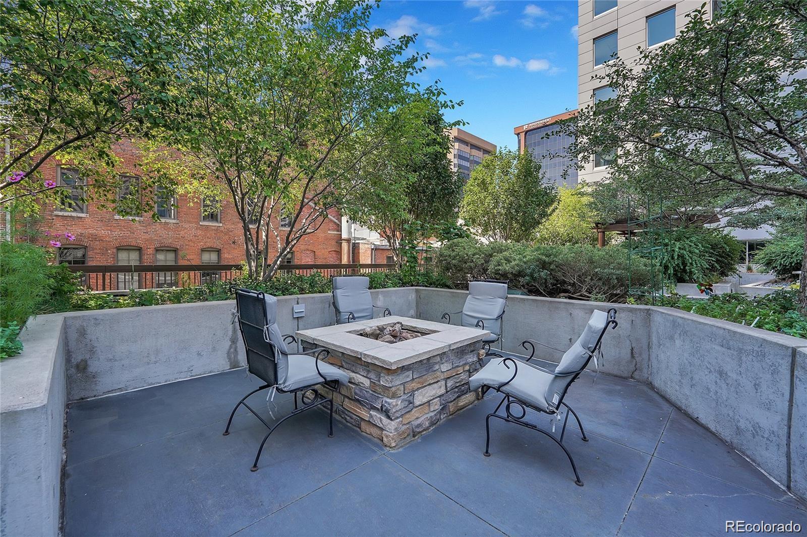 1625 Larimer Street Unit: 1007