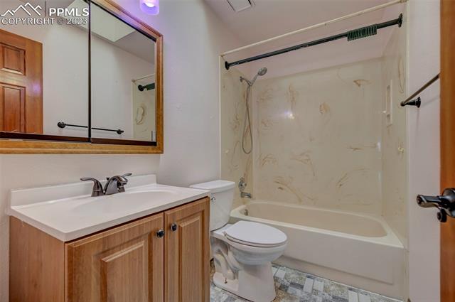 18175 Briarhaven Court