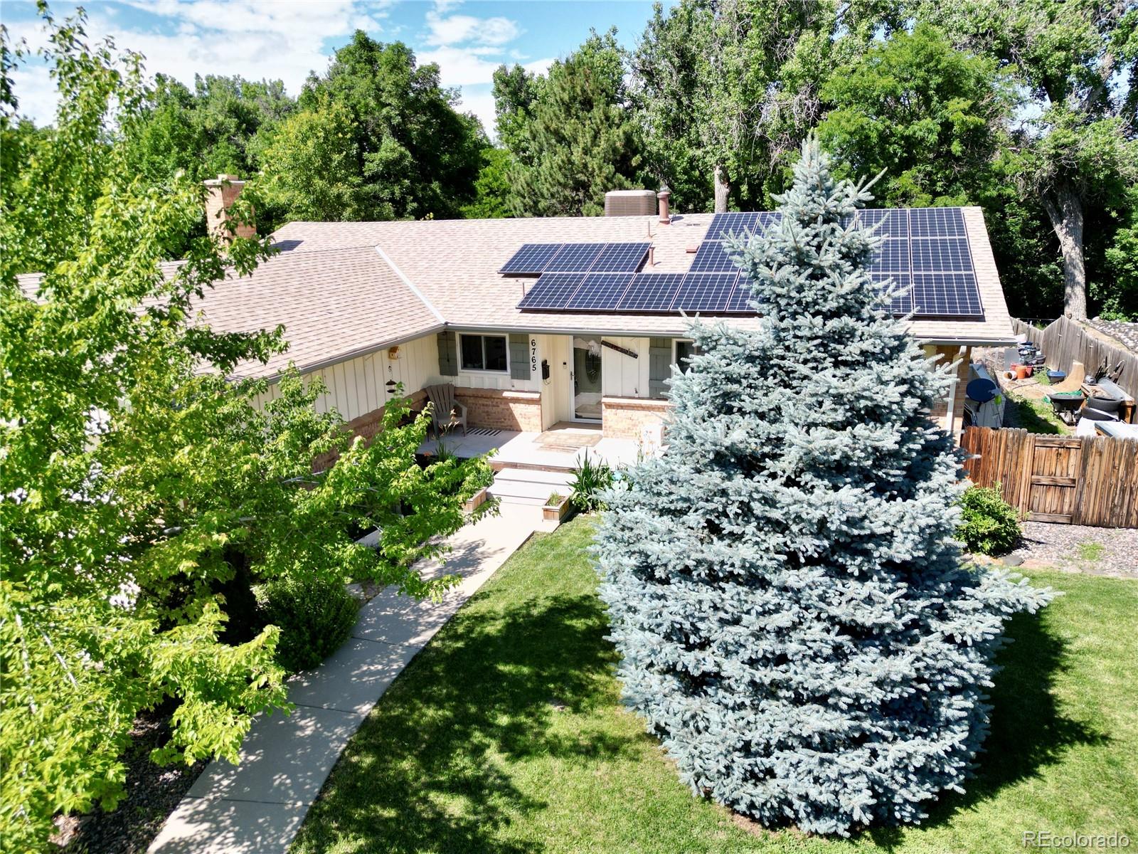 6765 E Amherst Avenue