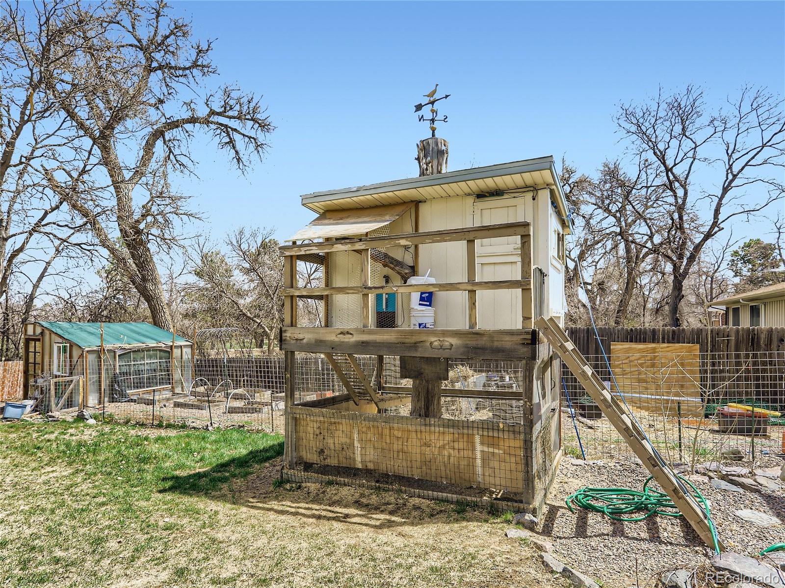 6765 E Amherst Avenue