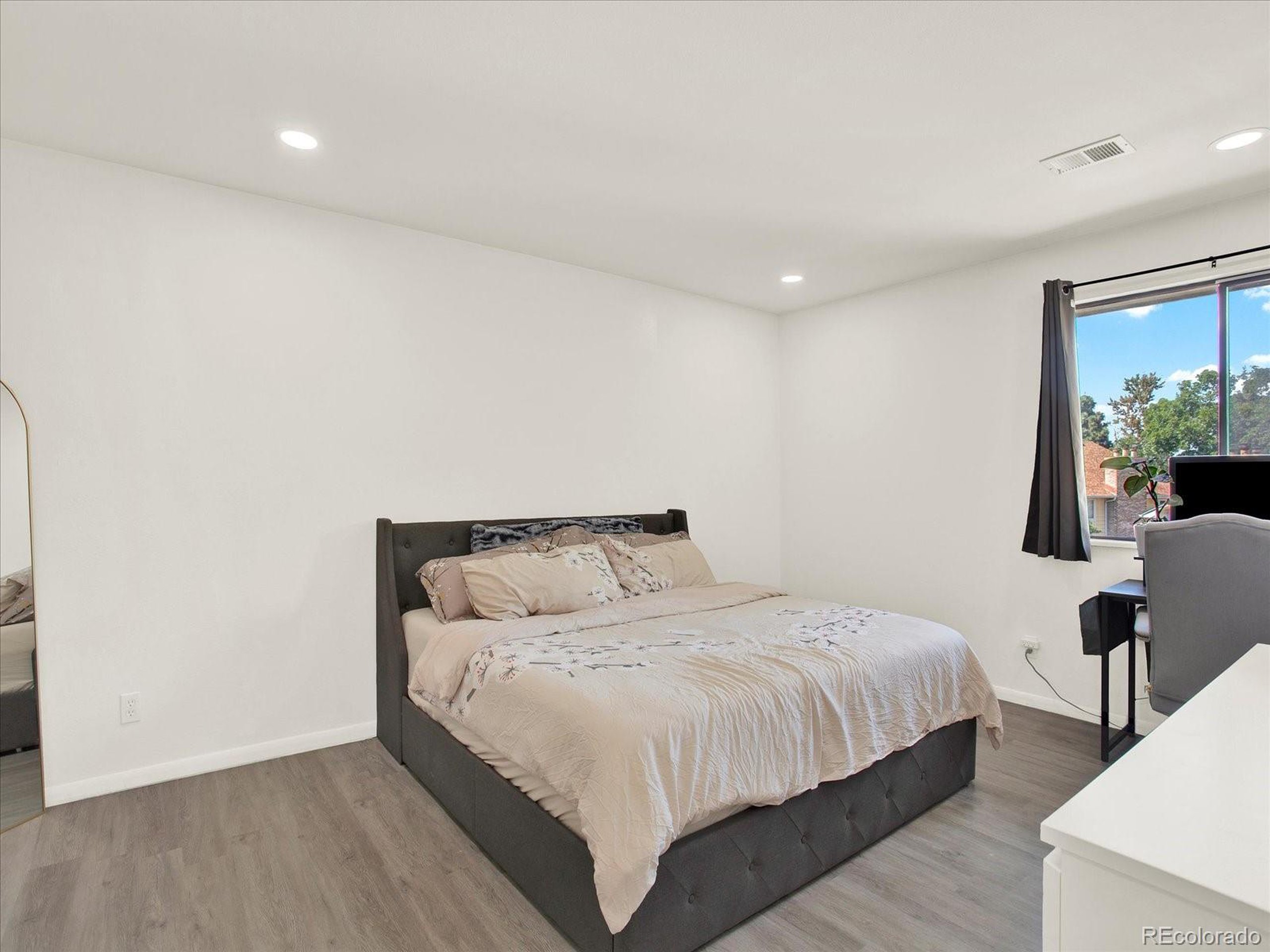 12534 E Cornell Ave 302