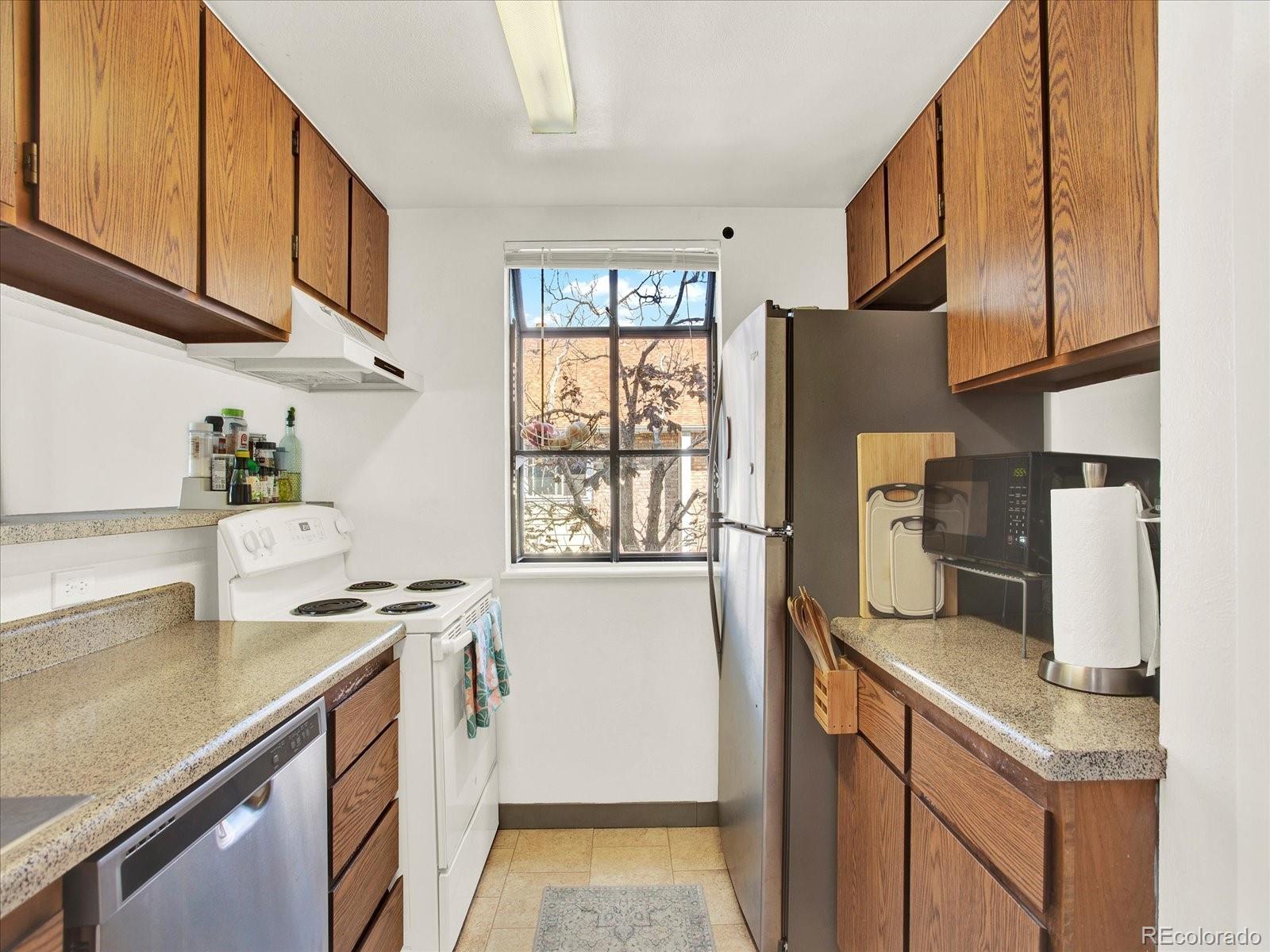 12534 E Cornell Avenue Unit: 302