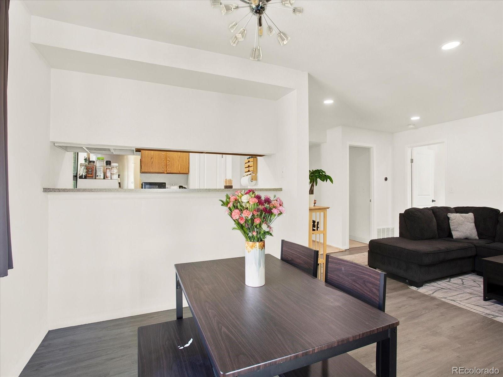 12534 E Cornell Avenue Unit: 302