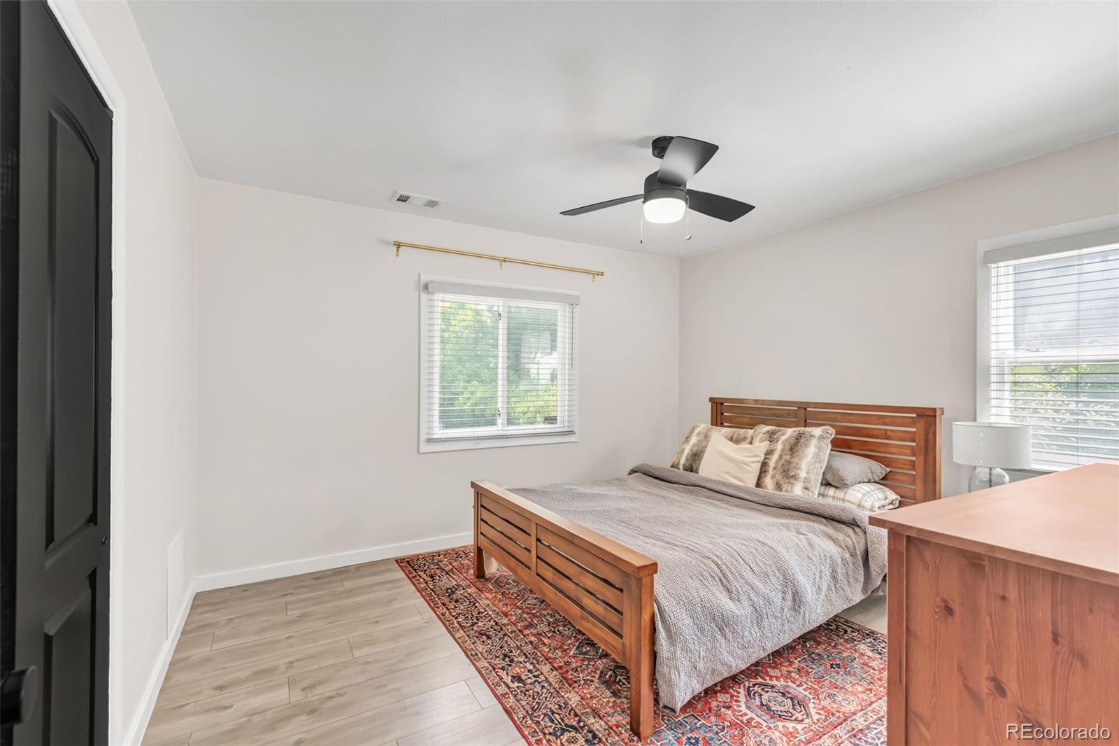 3243 S Fairfax Street