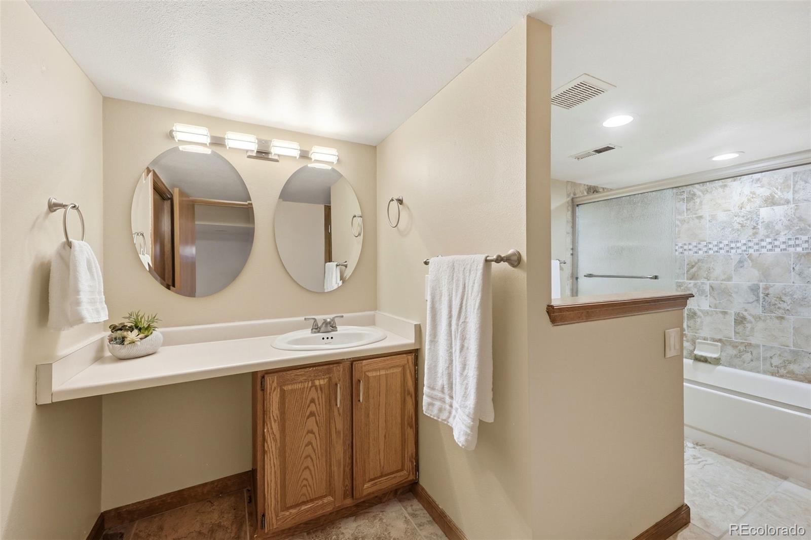 9342 Cornell Circle