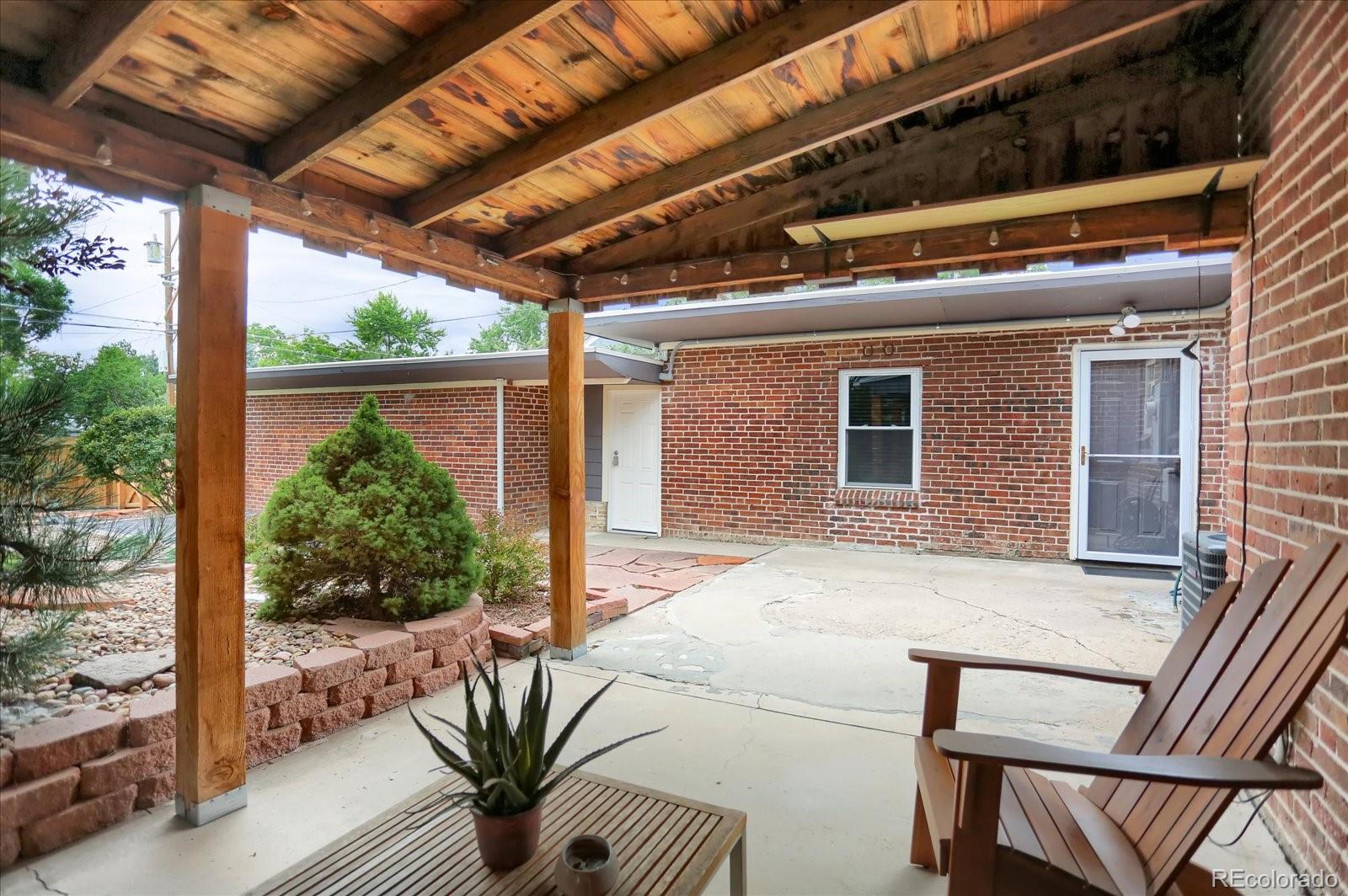 1340 Syracuse Street