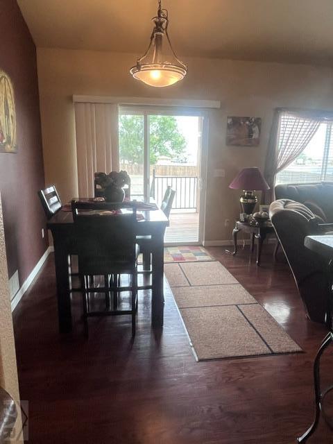 777 Woodleaf Dr