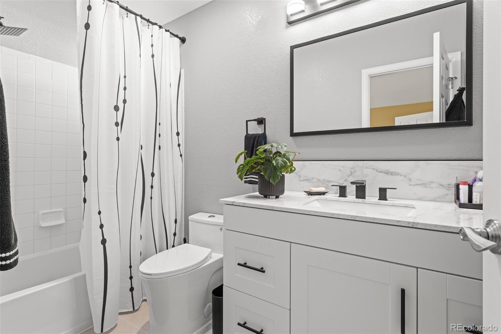 5012 S Himalaya Court