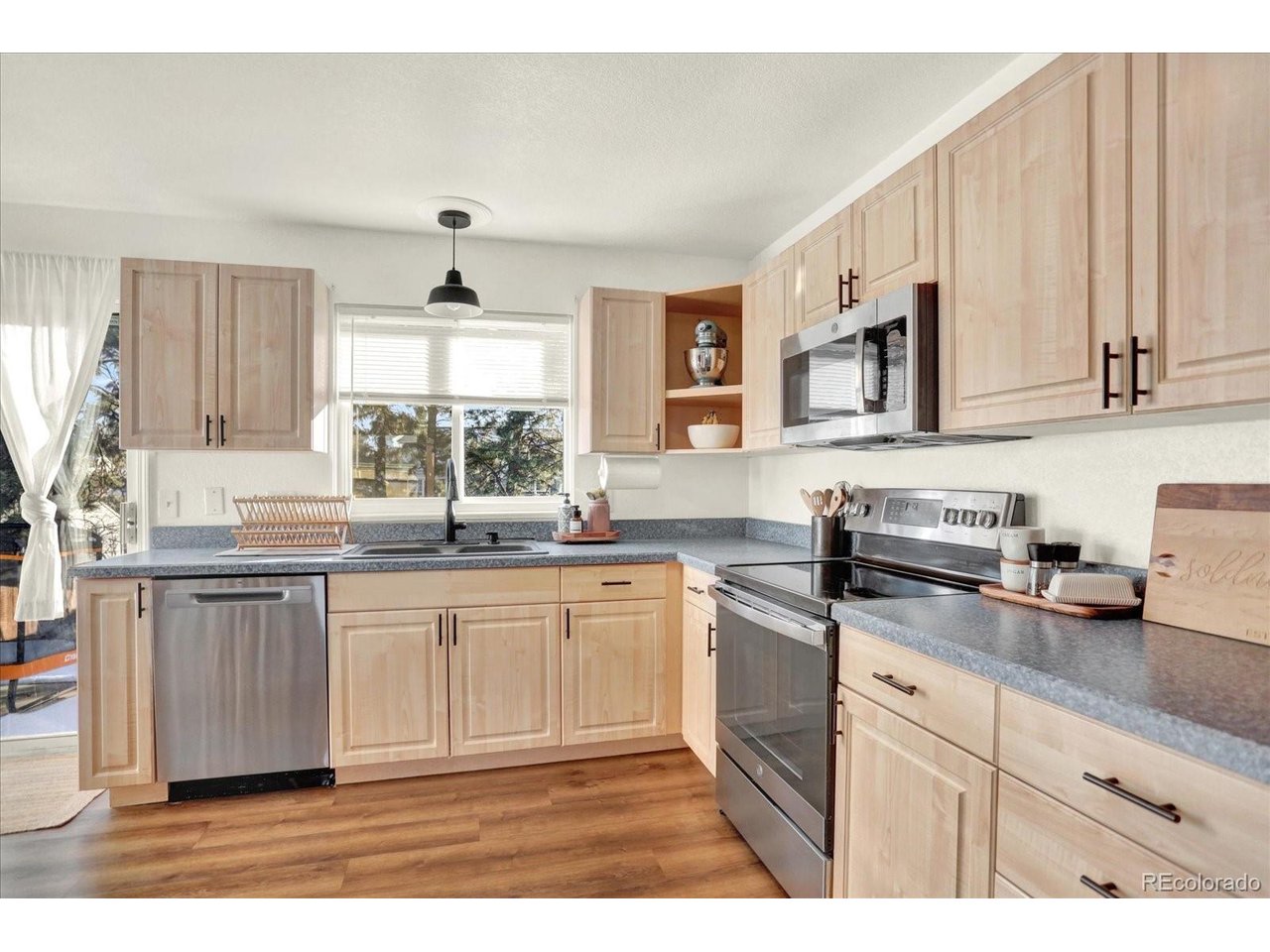 11016 Brownstone Dr