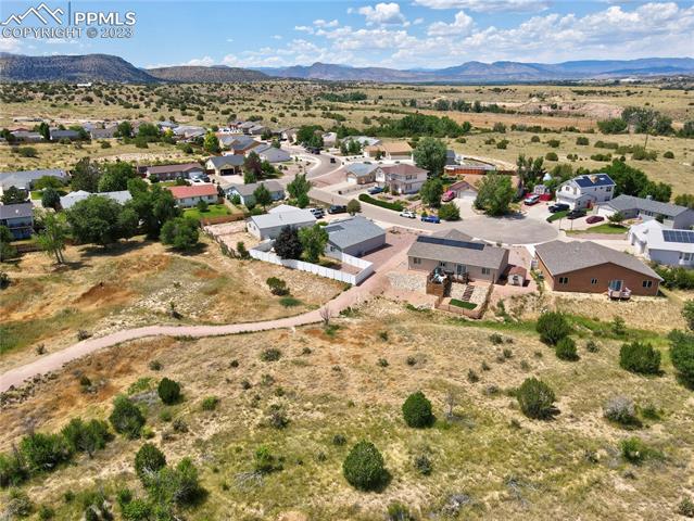 214 High Meadows Court