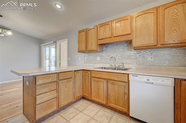 214 High Meadows Court