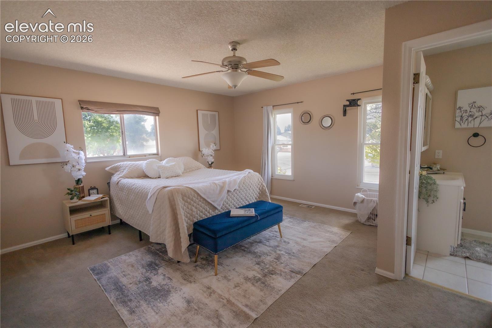 1309 Kingsroyal Boulevard