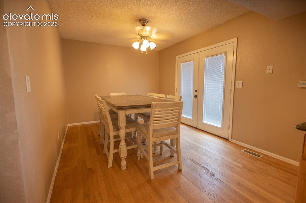 1309 Kingsroyal Boulevard