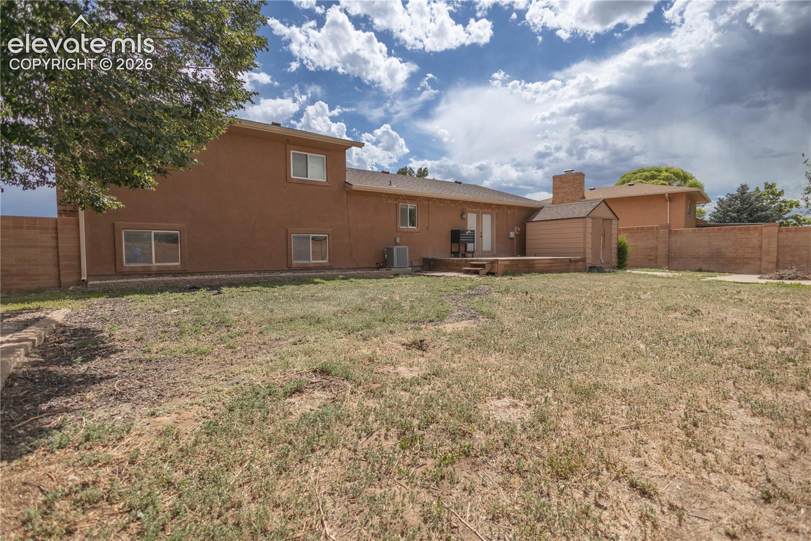 1309 Kingsroyal Boulevard