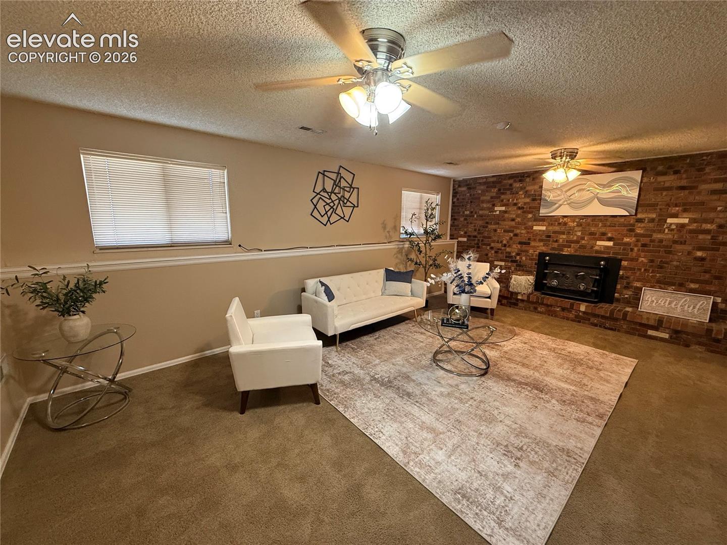 1309 Kingsroyal Boulevard