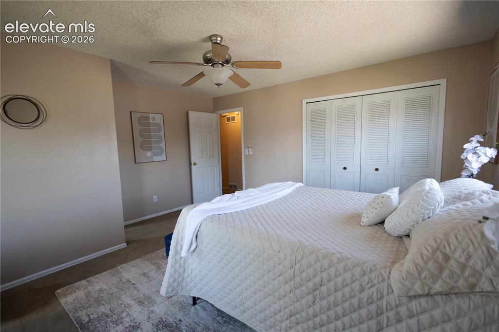 1309 Kingsroyal Boulevard