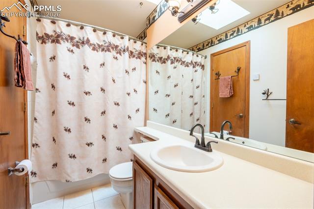 3842 Topsail Drive