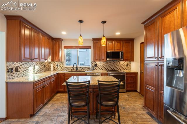 3842 Topsail Drive