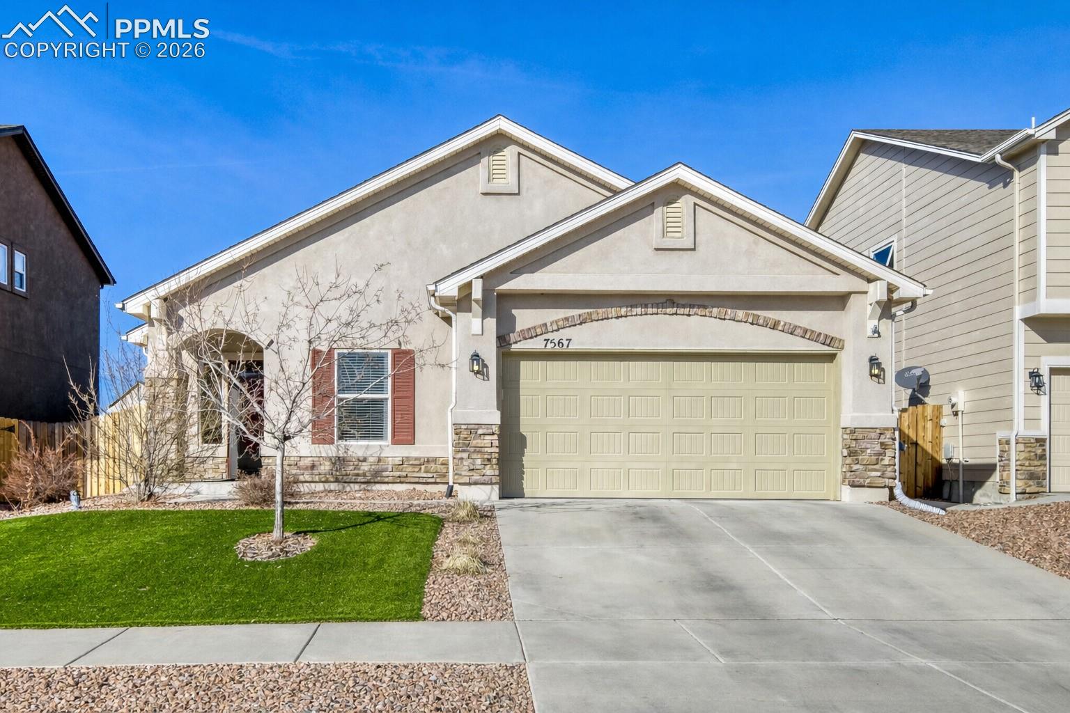 7567 Cat Tail Creek Drive