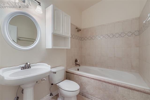 18635 Lower Lake Road