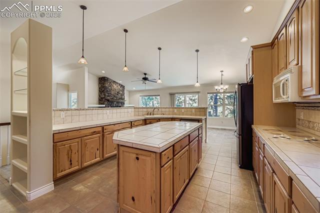 18635 Lower Lake Road