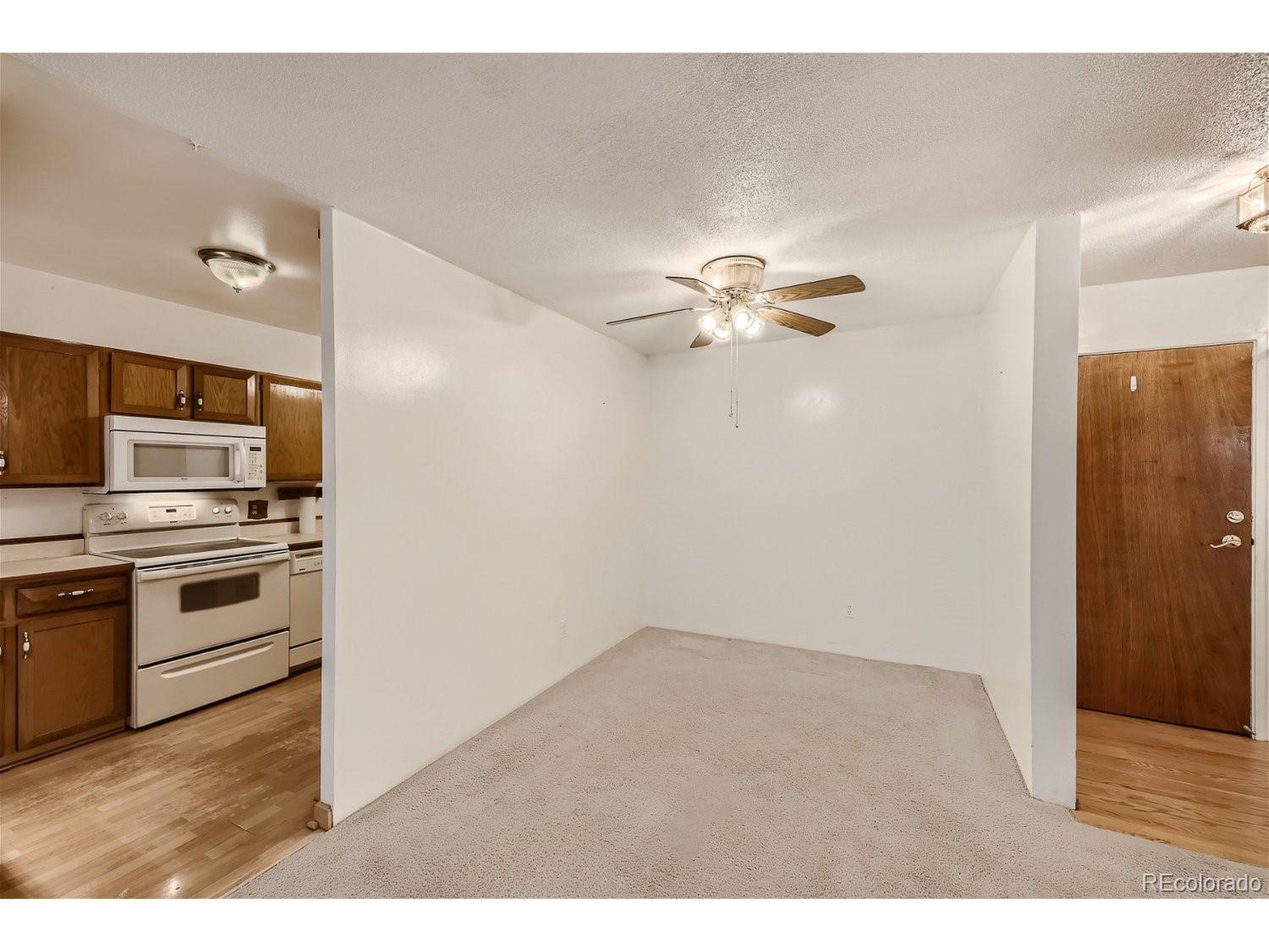 13618 E Bethany Pl 204-203