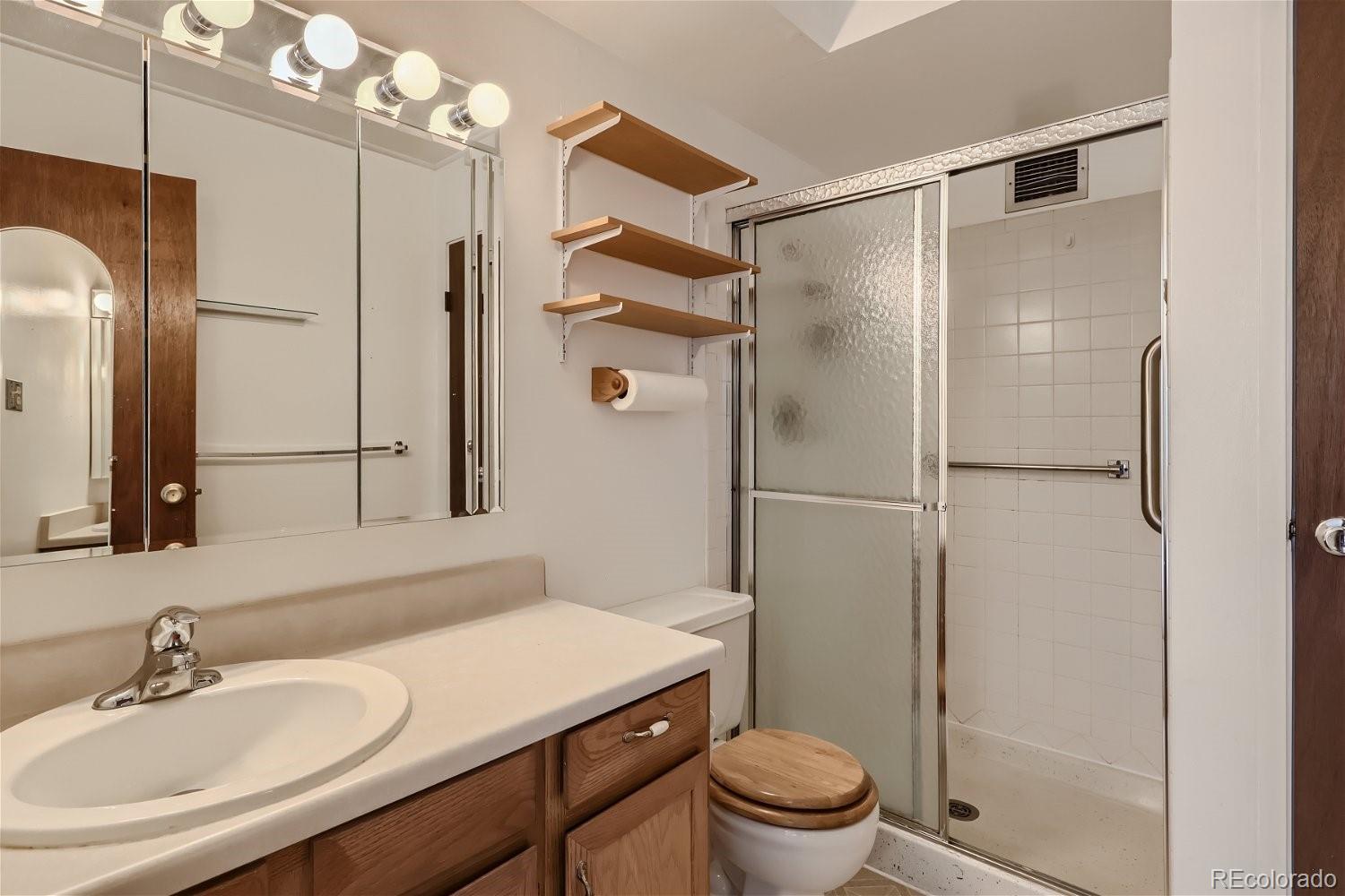 13618 E Bethany Place Unit: 203