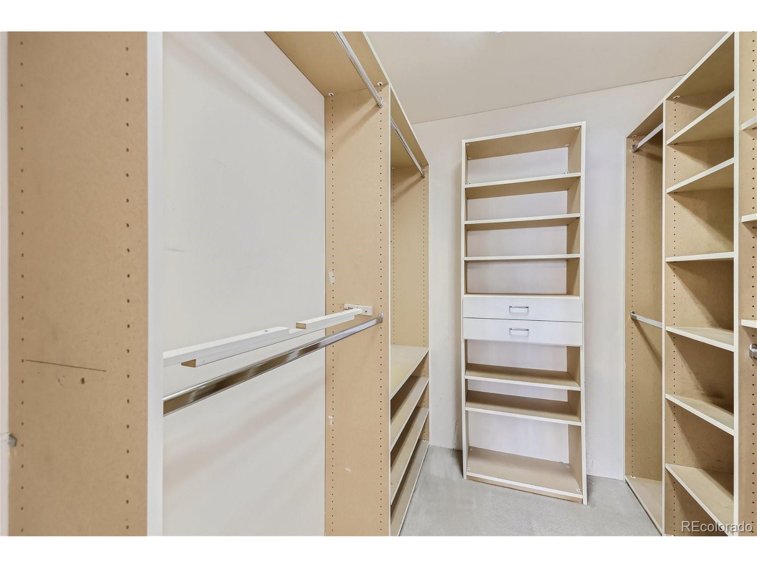 13618 E Bethany Pl 204-203