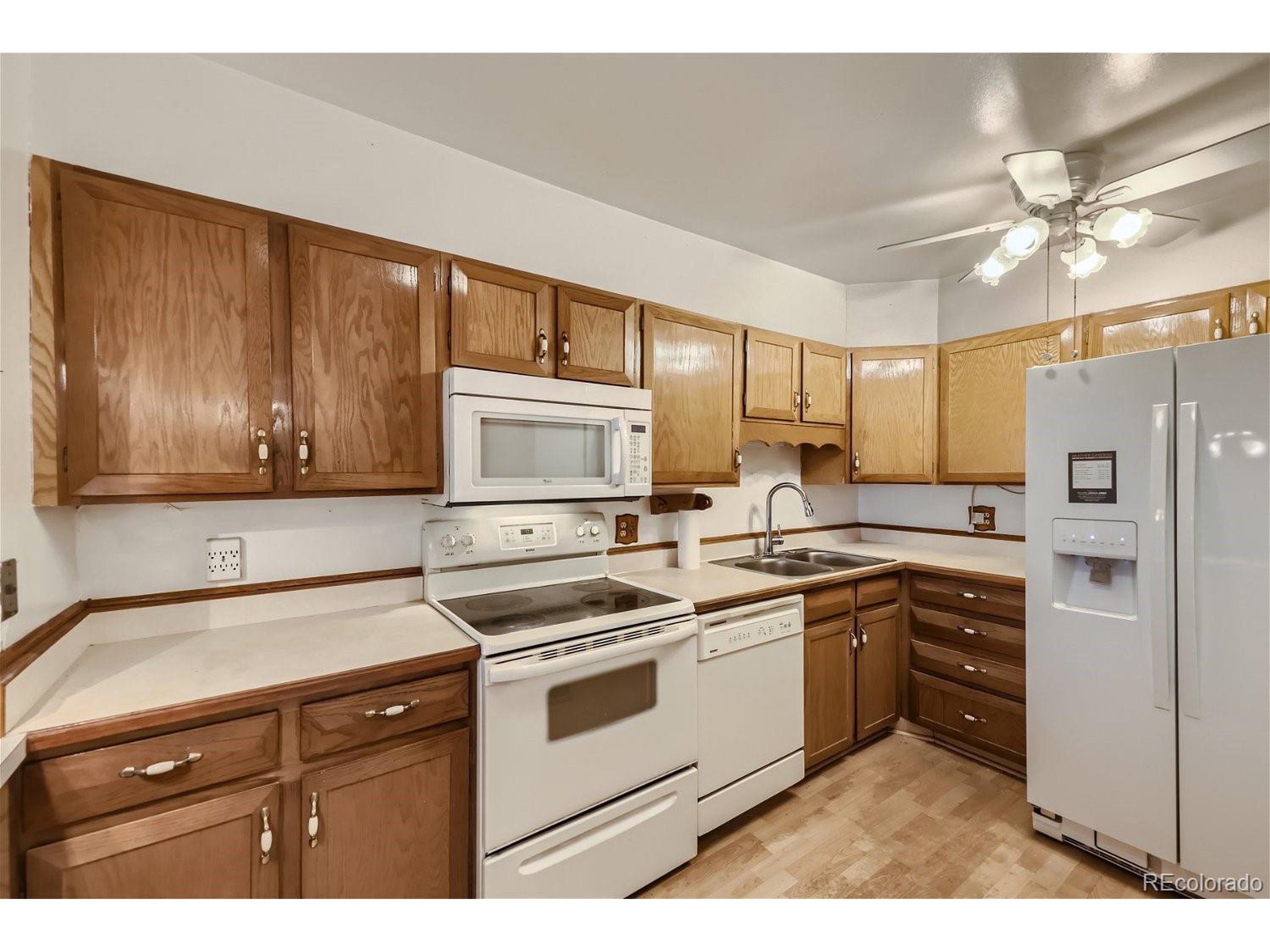 13618 E Bethany Pl 204-203