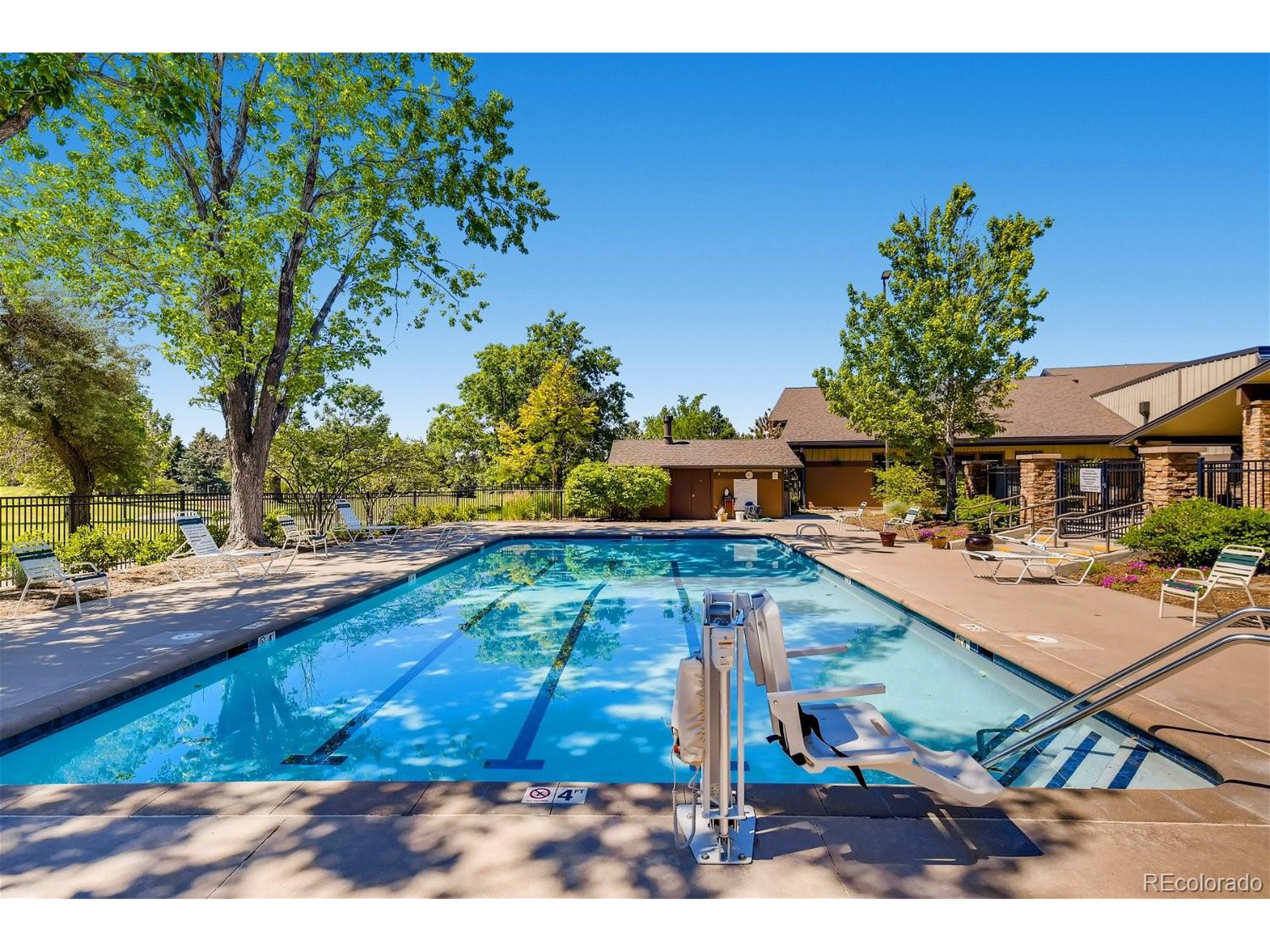 13618 E Bethany Pl 204-203