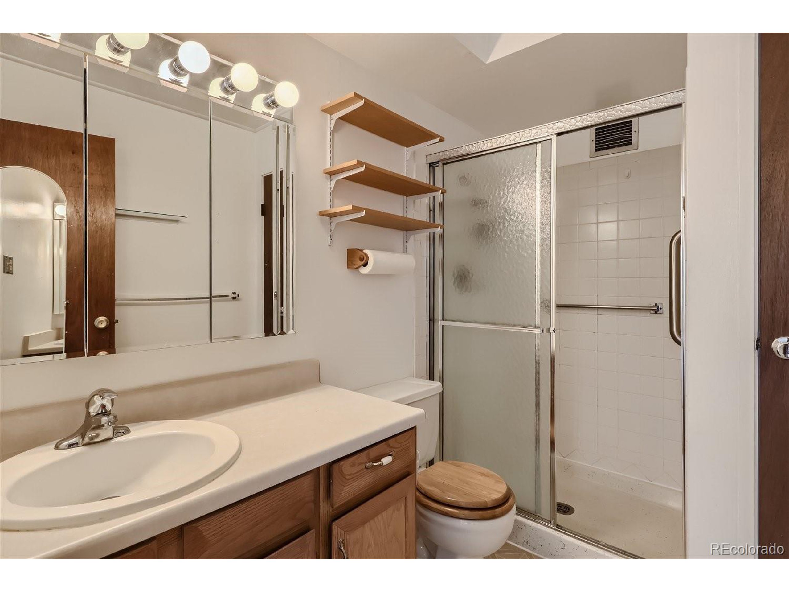 13618 E Bethany Pl 204-203