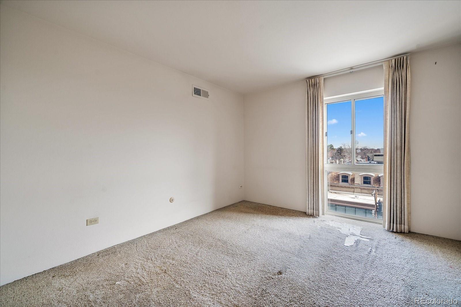 700 Washington Street Unit: 608