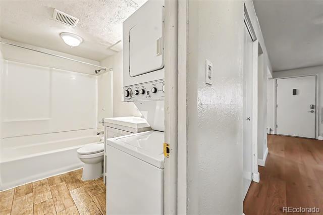 875 S Quebec Street Unit: 24
