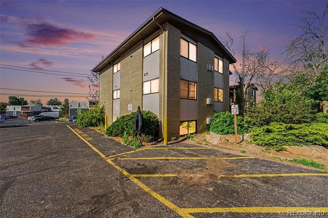 875 S Quebec Street Unit: 24
