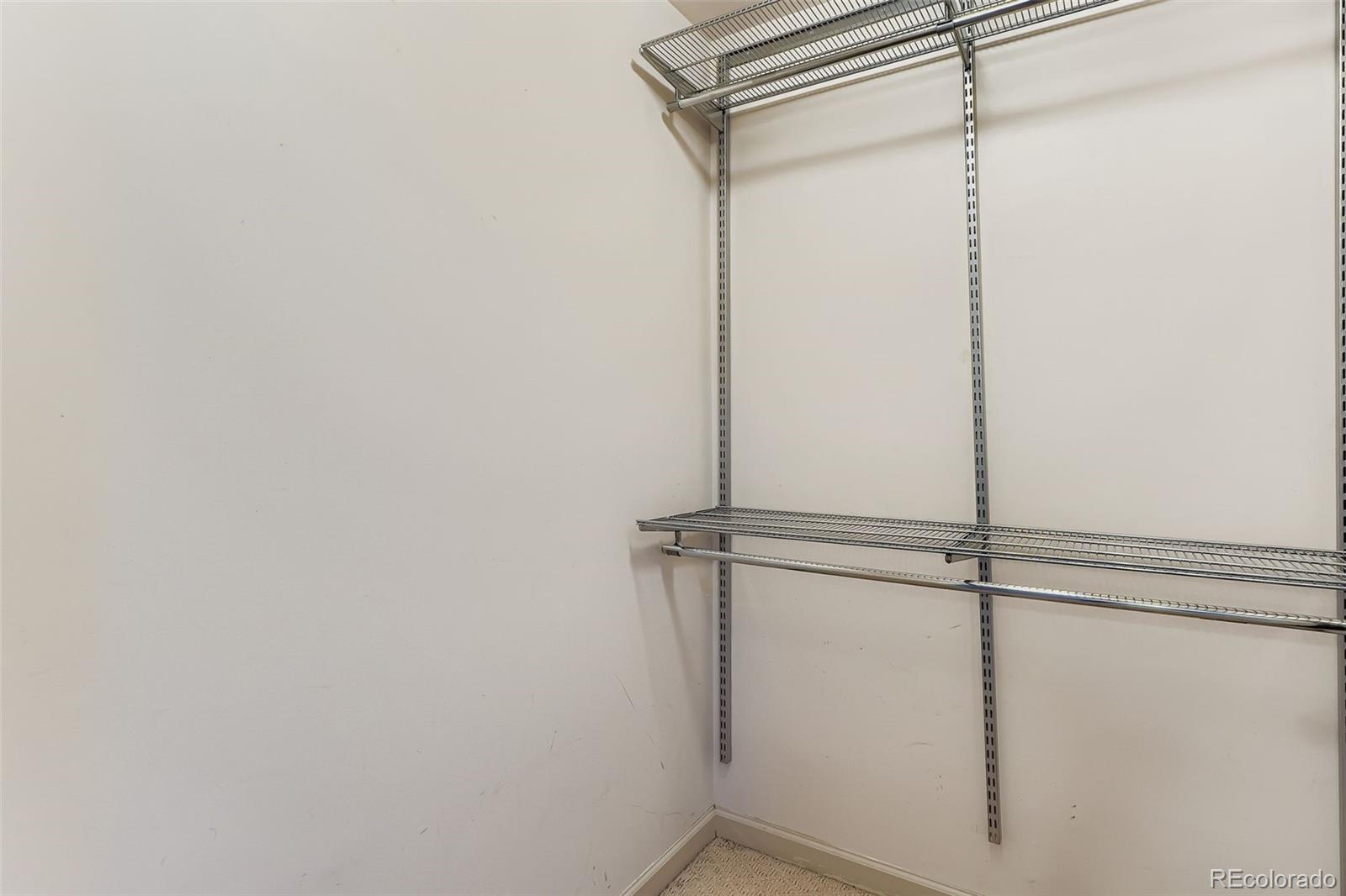 925 N Lincoln Street Unit: 9A