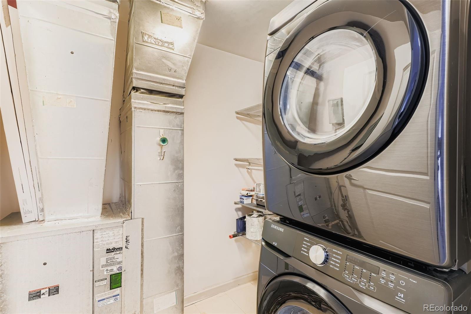 925 N Lincoln Street Unit: 9A