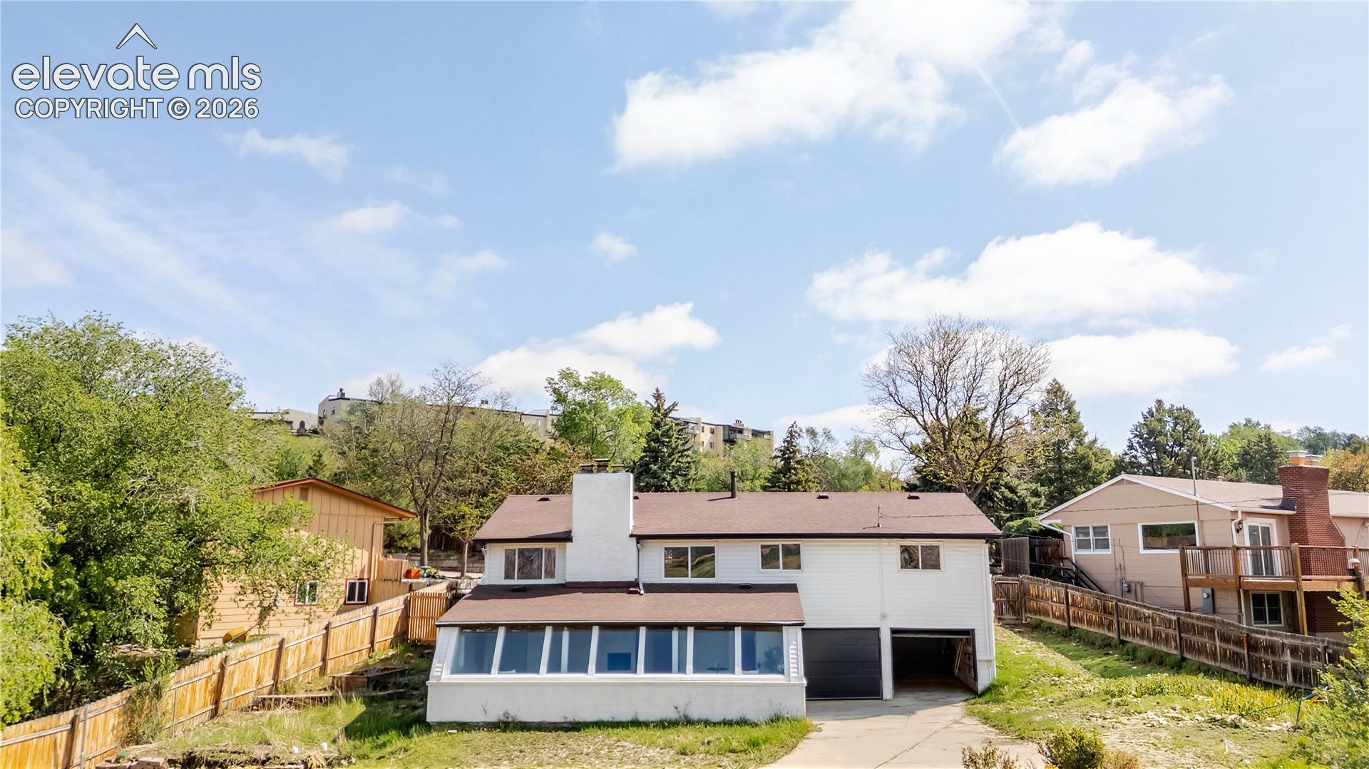 2927 Garden Hill Drive
