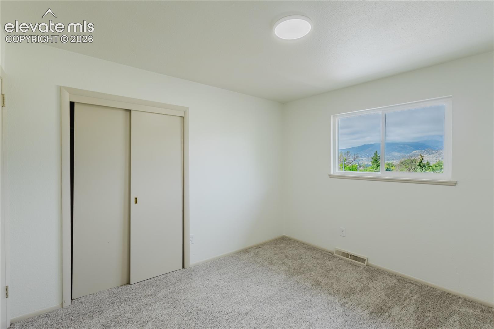 2927 Garden Hill Drive