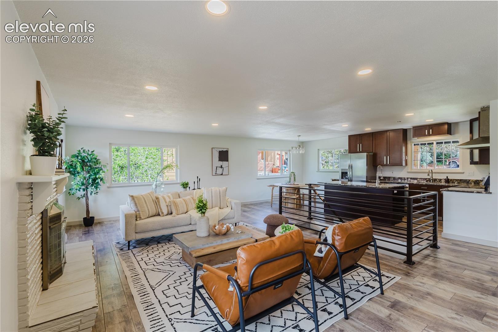 2927 Garden Hill Drive