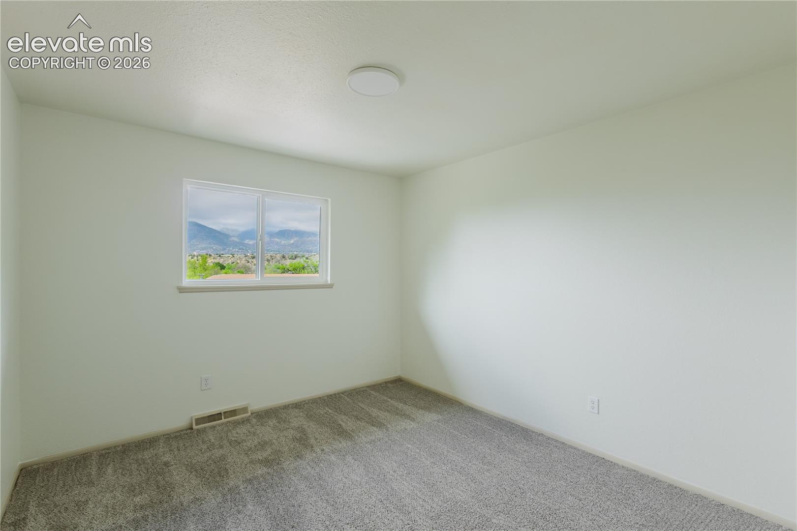 2927 Garden Hill Drive