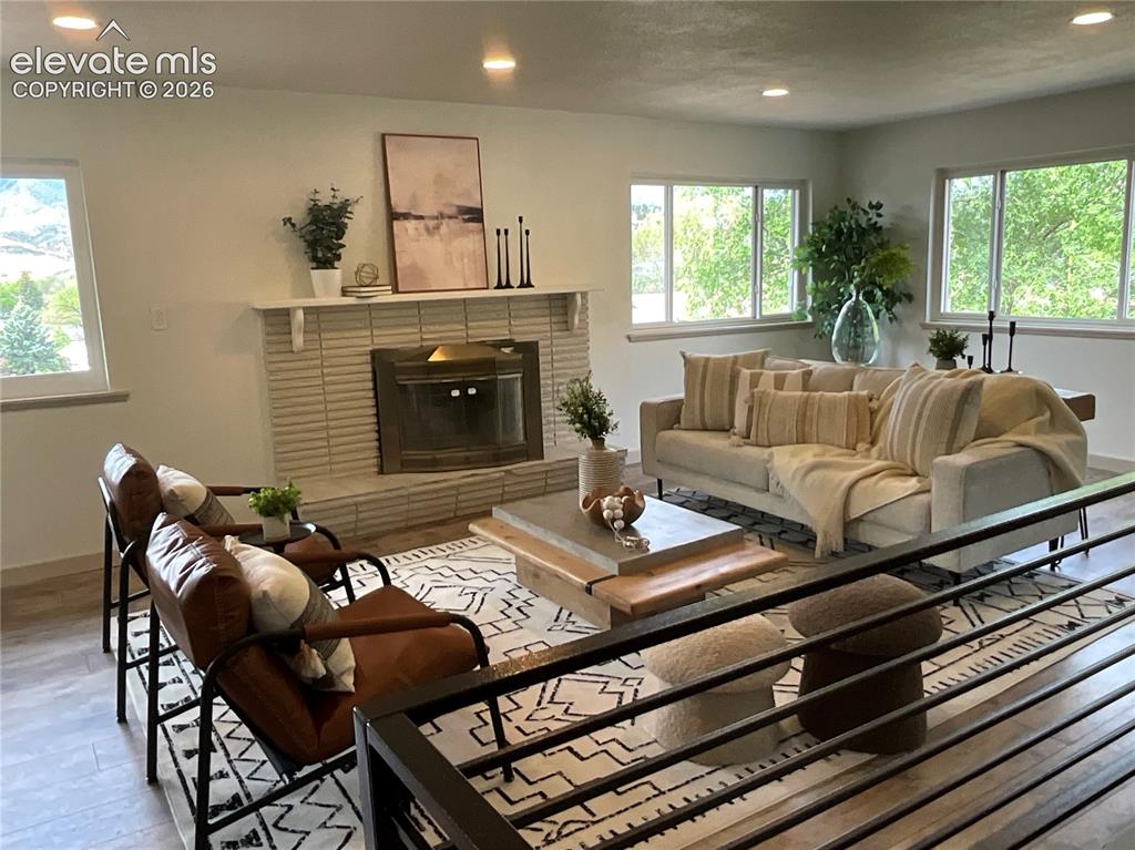 2927 Garden Hill Drive