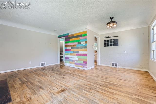 1011 E Vermijo Avenue