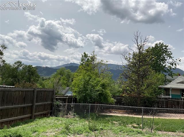 3410 W Pikes Peak Avenue