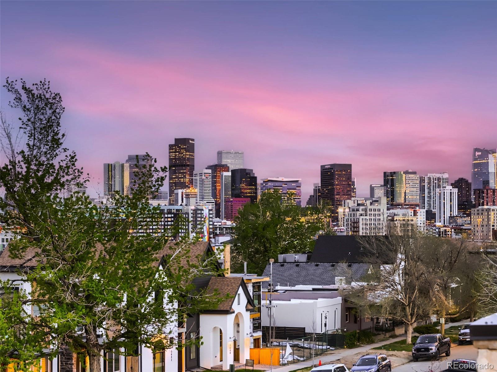 3711 Mariposa Street