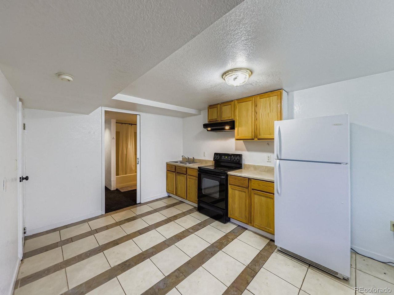 261 W 79th Ct