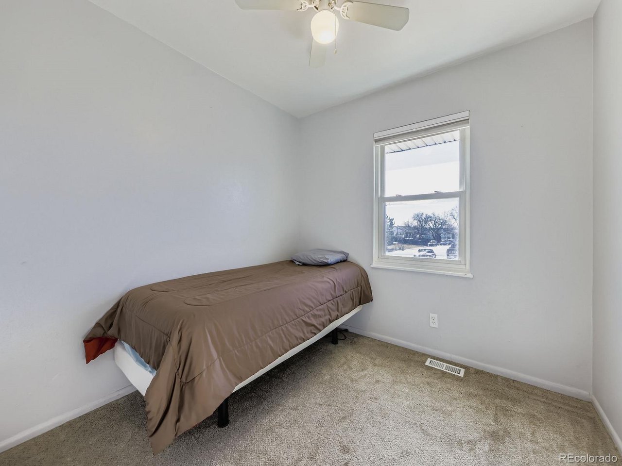 261 W 79th Ct