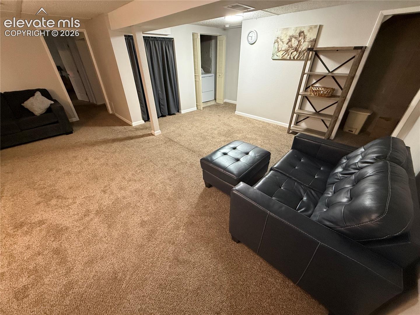 2126 vinewood Lane