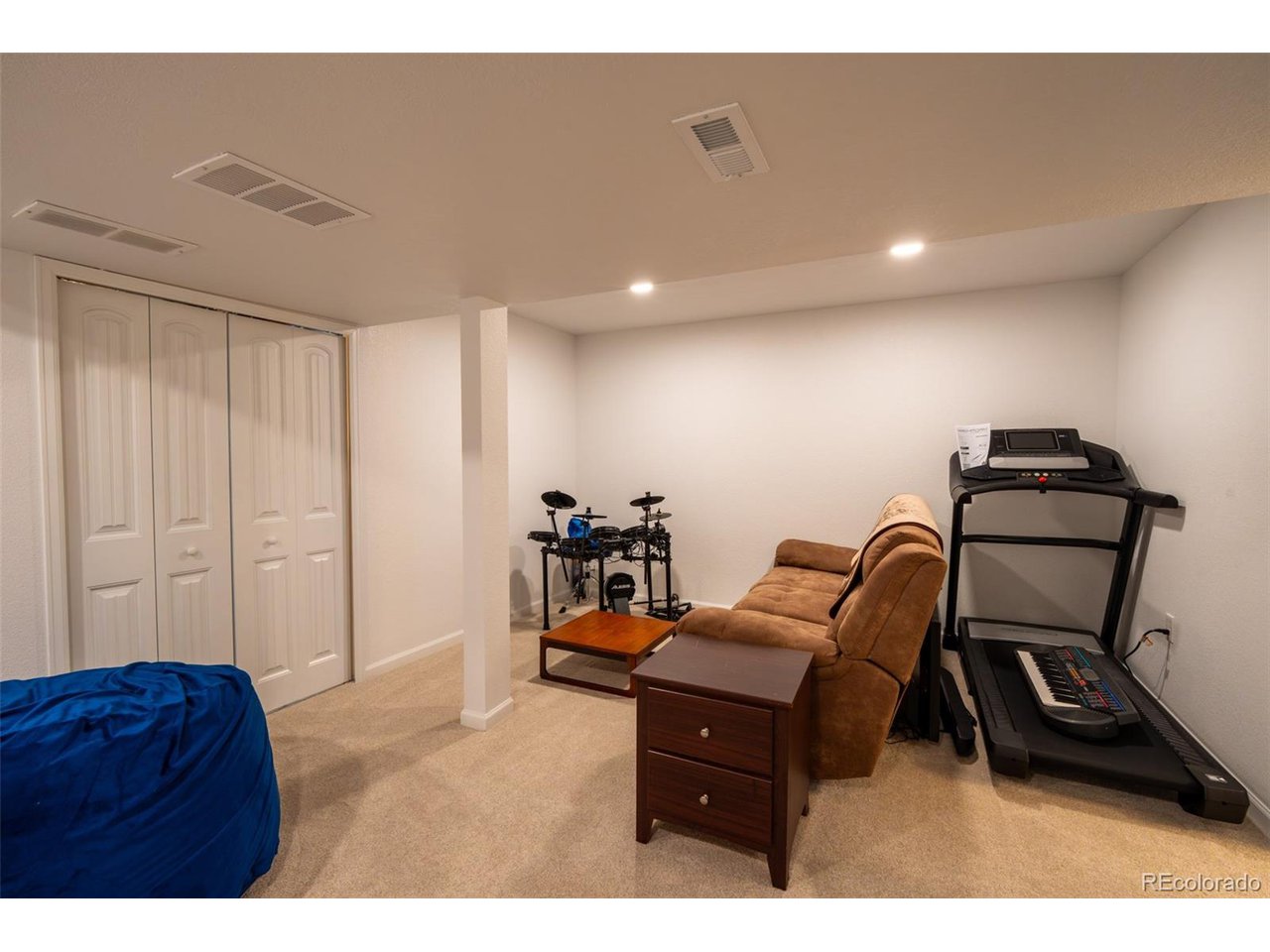 15619 Kitchener Way