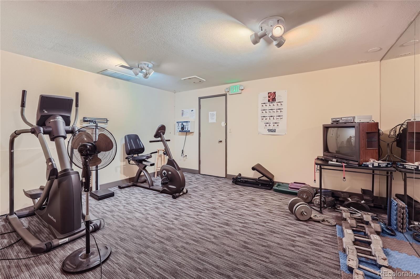 551 pearl Street Unit: 605